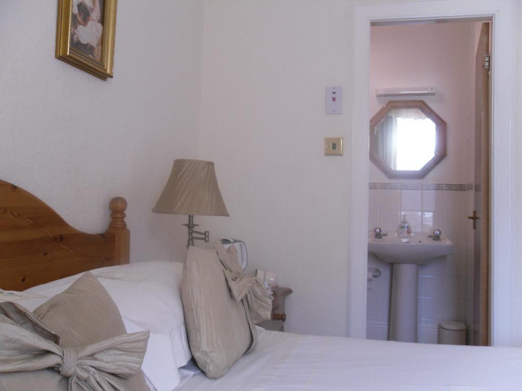 Ardfern Guest House Perth Quarto foto